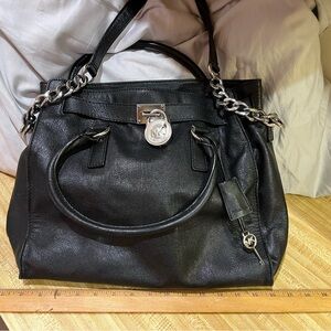 Michael Kors Bag - Medium sized